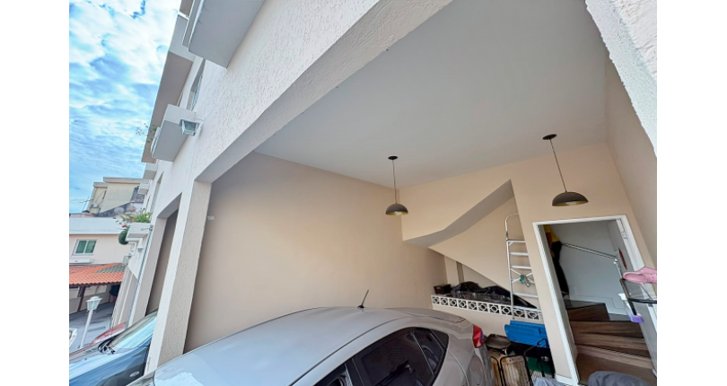 Sobrado à venda Avenida Santa Mônica, 326, Jardim Santa Mônica - Imóveis à Venda