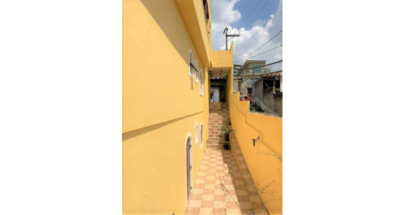 Sobrado à venda no Jardim Líbano na Rua Professor Araújo Coelho