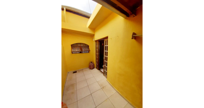 Sobrado à venda no Jardim Líbano na Rua Professor Araújo Coelho