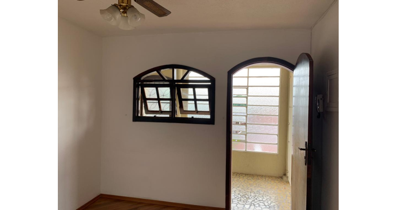 Casa à venda Rua Antônio Grave, Vila Jaguará - Imóveis à Venda