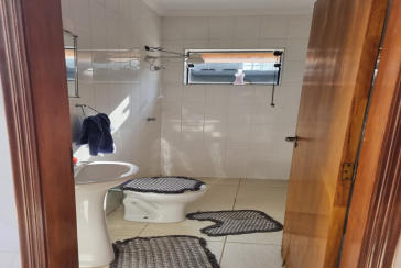 Sobrado à venda no Parque São Domingos na Rua Artur Bastos