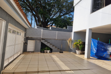 Sobrado à venda no Parque São Domingos na Rua Artur Bastos