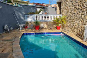 Sobrado à venda no Parque São Domingos na Rua Artur Bastos