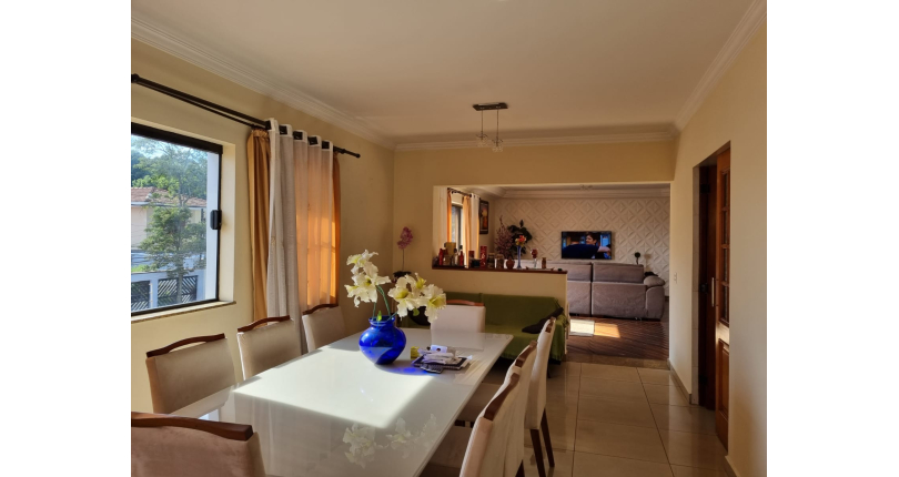  Sobrado à venda no Parque São Domingos na Rua Artur Bastos