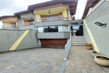 Sobrado à venda no City Pinheirinho na Rua Jose Mauro de Vasconcelos