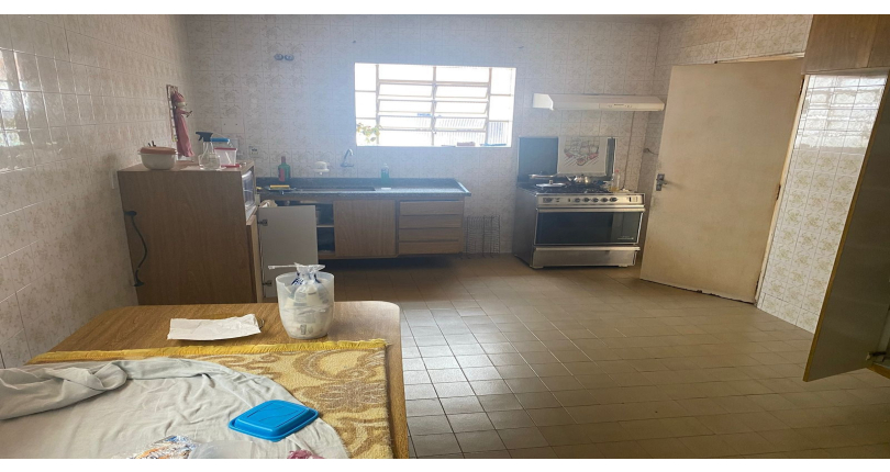 Casa à venda no Parque São Domingos na Rua Artur Bastos