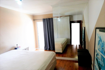 Sobrado à venda no Jaraguá na Rua Mar Alto