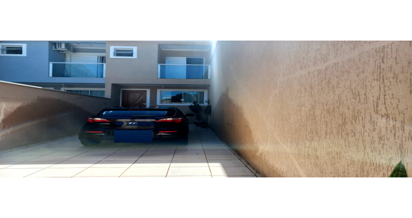 Sobrado à venda no Jaraguá na Rua Mar Alto