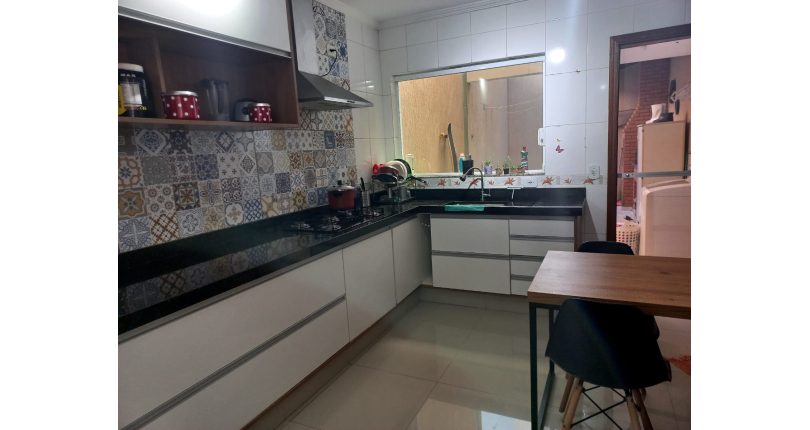 Sobrado à venda no Jaraguá na Rua Mar Alto