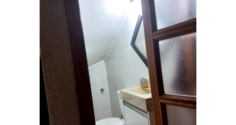 Sobrado à venda no Jaraguá na Rua Mar Alto