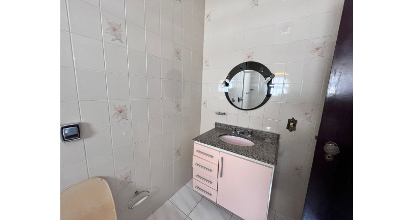 Sobrado à venda na Vila Clarice na Rua Major Alfredo Romão