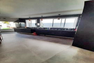 Belo Sobrado à Venda no Parque São Domingos na Rua Amílcar Barbuy