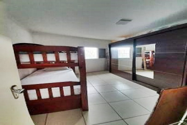 Belo Sobrado à Venda no Parque São Domingos na Rua Amílcar Barbuy