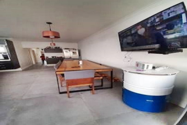 Belo Sobrado à Venda no Parque São Domingos na Rua Amílcar Barbuy