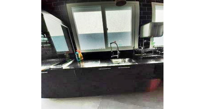 Belo Sobrado à Venda no Parque São Domingos na Rua Amílcar Barbuy