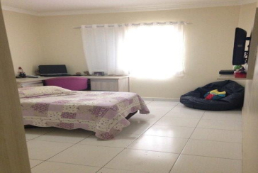 Sobrado à venda na Vila dos Remédios na Rua Físico Lawrence