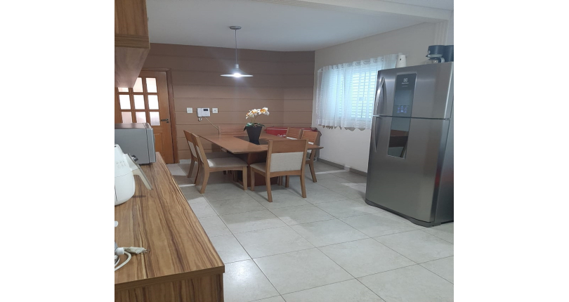 Sobrado à venda na Vila dos Remédios na Rua Físico Lawrence