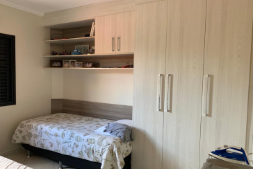 Sobrado à venda no Jardim Regina na Rua Doutor Almeida Soares