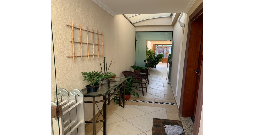 Sobrado à venda no Jardim Regina na Rua Doutor Almeida Soares