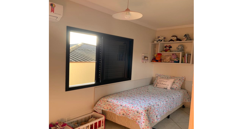 Sobrado à venda no Jardim Regina na Rua Doutor Almeida Soares