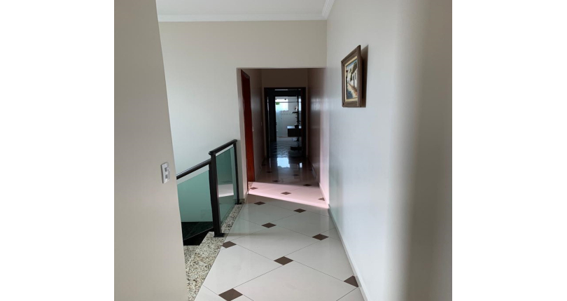 Sobrado à venda no Jardim Regina na Rua Doutor Almeida Soares