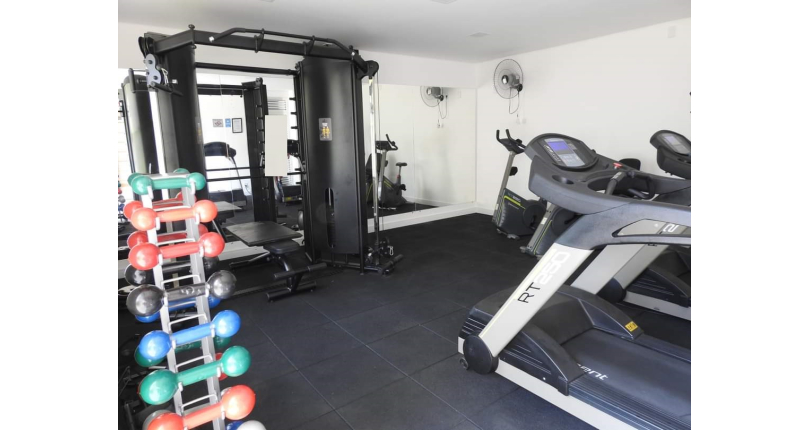 Apartamento à venda nas Perdizes na Rua Ministro Ferreira Alves 1031, no Condomínio Edifício Praça da Pompeia