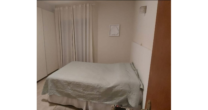 Sobrado à venda na Ayrosa na Rua Jandaia