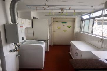 Apartamento à venda em Pinheiros na Rua Cônego Eugênio Leite 574 , no Condomínio Edifício Daisylin