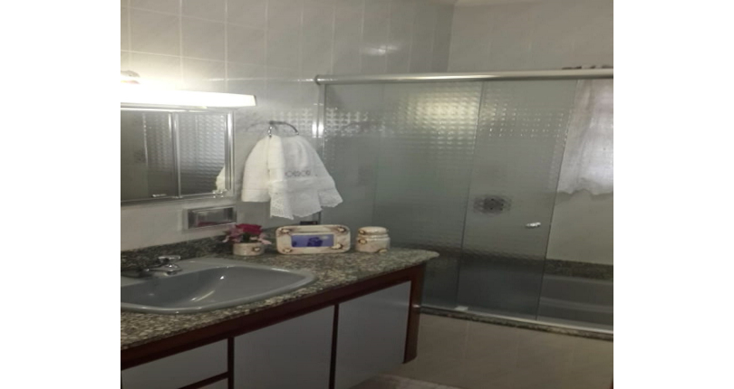  Sobrado à venda no Jardim Pinheiros na Rua Alessandro Araldi