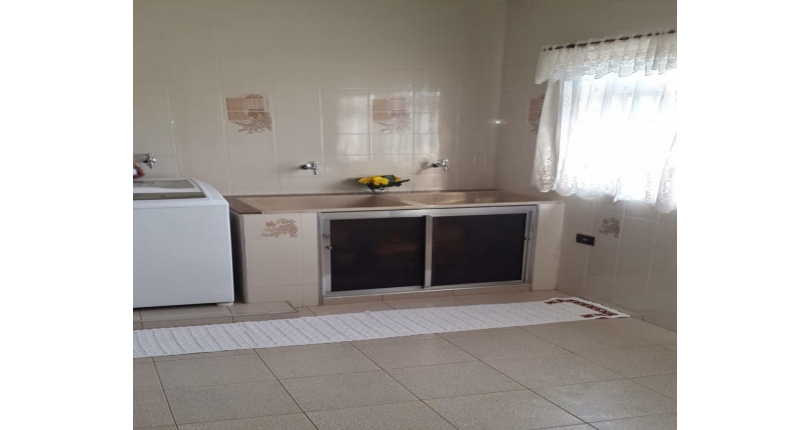  Sobrado à venda no Jardim Pinheiros na Rua Alessandro Araldi