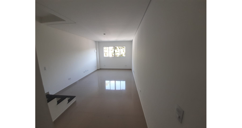 Sobrado à venda Rua Doutor André Peggion, 544 B, Jardim Regina - Imóveis à Venda