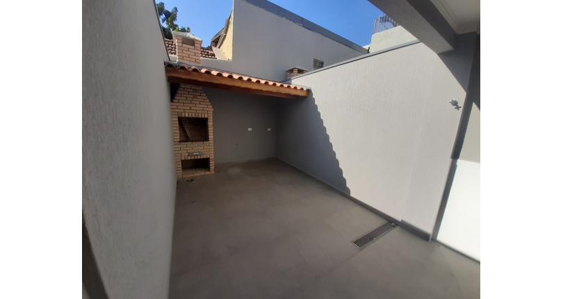 Sobrado à venda Rua Doutor André Peggion, 544 A, Jardim Regina - Imóveis à Venda