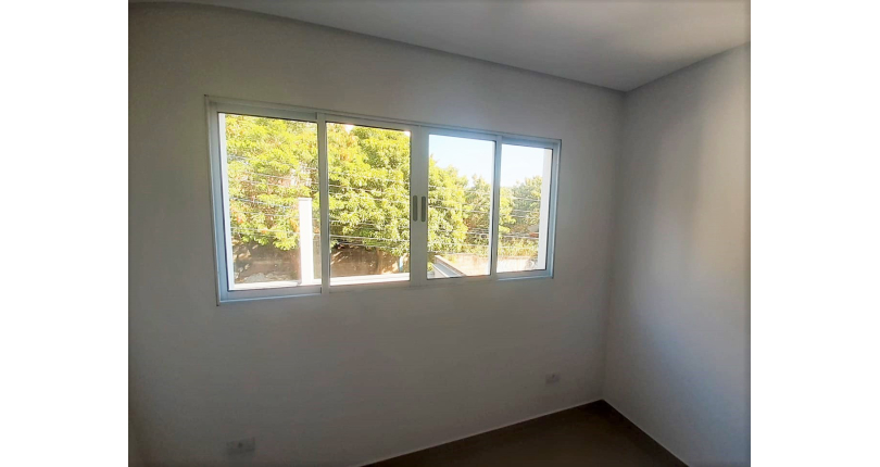 Sobrado à venda Rua Doutor André Peggion, 544 A, Jardim Regina - Imóveis à Venda