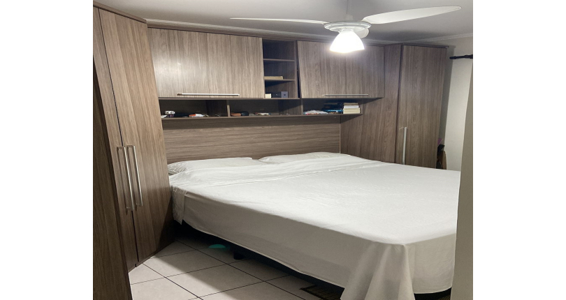 Apartamento à venda no Bairro Ayrosa na Rua João Marchetti 471