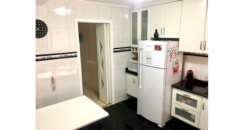 Sobrado à venda no Conjunto Residencial Vista Verde na Rua Desembargador Joaquim Bandeira de Melo 657