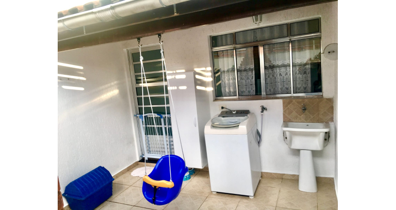 Sobrado à venda no Conjunto Residencial Vista Verde na Rua Desembargador Joaquim Bandeira de Melo 657