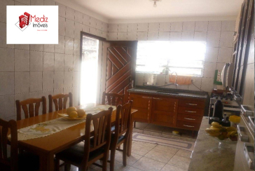 Sobrado à venda no Jardim Regina na Rua Stefano Mauser