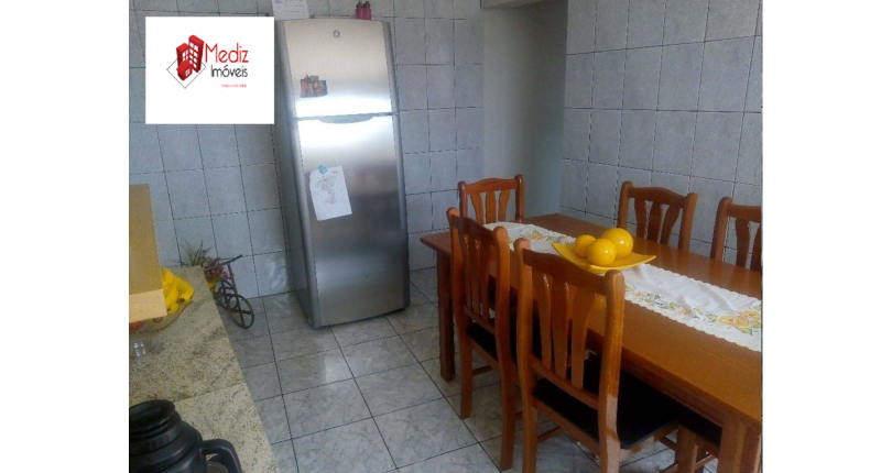 Sobrado à venda no Jardim Regina na Rua Stefano Mauser