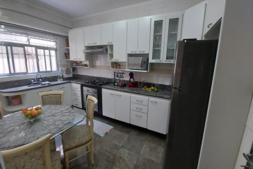 Sobrado à venda em Pestana Osasco Rua Alberto Cortez