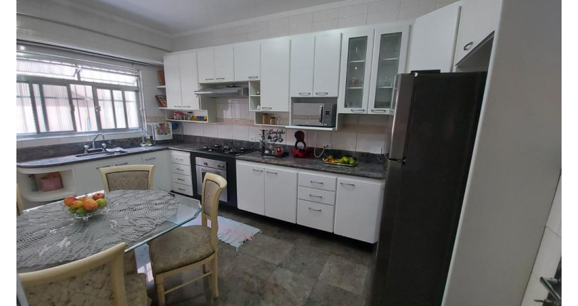 Sobrado à venda em Pestana Osasco Rua Alberto Cortez