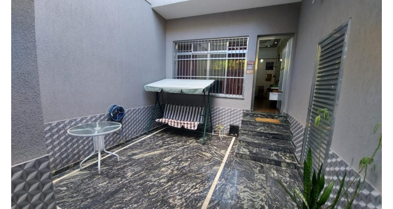 Sobrado à venda em Pestana Osasco Rua Alberto Cortez