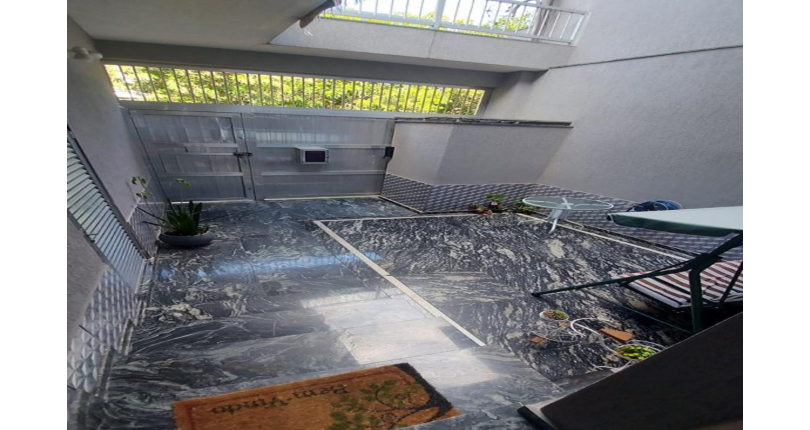 Sobrado à venda em Pestana Osasco Rua Alberto Cortez