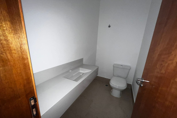 Sobrado novo á venda no Parque São Domingos na Rua Jose Amaro Peçanha 278