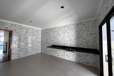 Sobrado novo á venda no Parque São Domingos na Rua Jose Amaro Peçanha 278