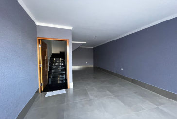 Sobrado novo á venda no Parque São Domingos na Rua Jose Amaro Peçanha 280