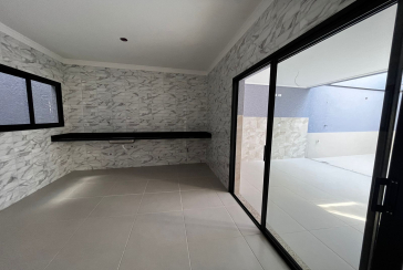 Sobrado novo á venda no Parque São Domingos na Rua Jose Amaro Peçanha 280