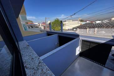 Sobrado novo á venda no Parque São Domingos na Rua Jose Amaro Peçanha 280