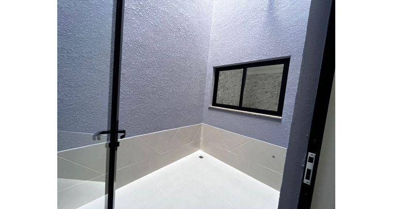 Sobrado novo á venda no Parque São Domingos na Rua Jose Amaro Peçanha 280