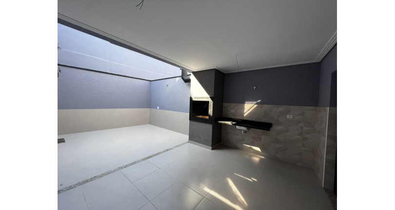 Sobrado novo á venda no Parque São Domingos na Rua Jose Amaro Peçanha 280