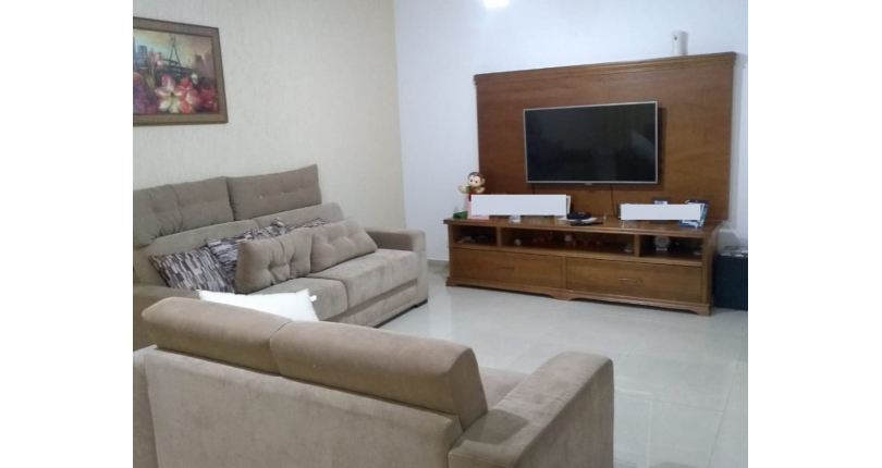 Sobrado à venda no Conjunto Residencial Jardim Canaã na Rua Santaluz